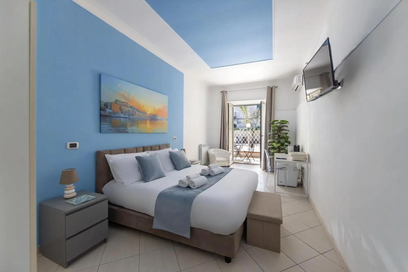 Villa Chianese Naples 0*,  Italy