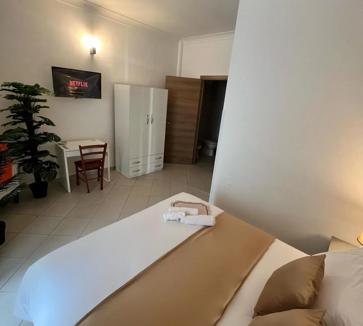 Villa Chianese Naples 0*,  Italy